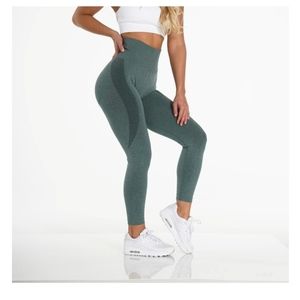 Green Contour Seamless Leggings